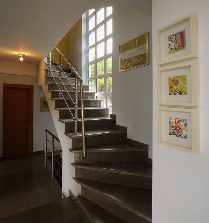 Olivos Villa Sani Sani  Bilik gambar